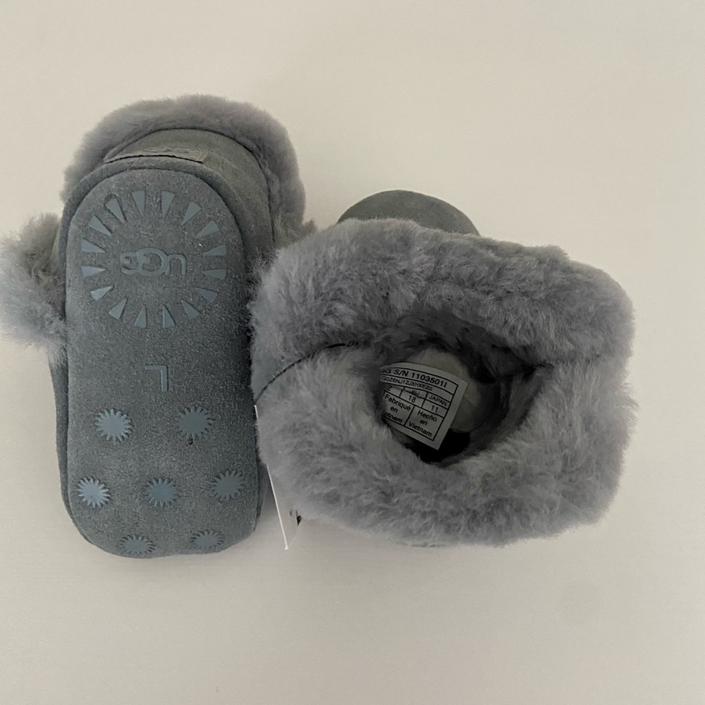 Ugg Lassen Boots NWT